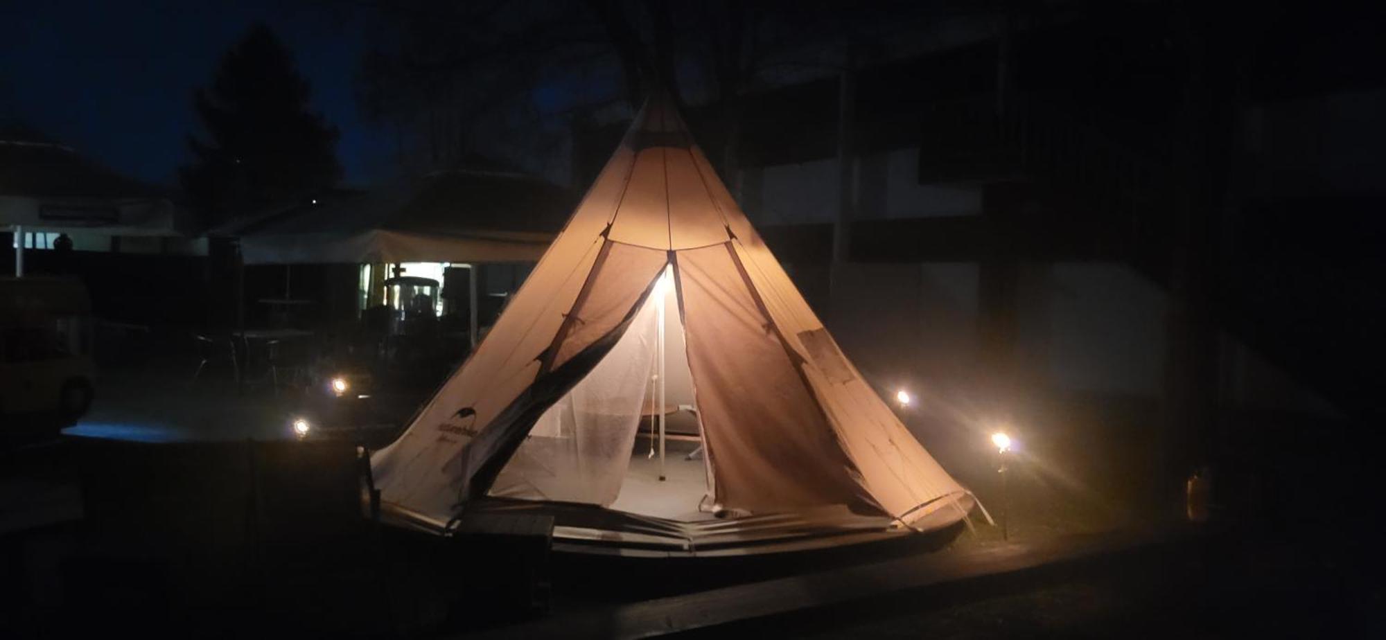 Swiss Army Camping Night / Militaerbunker St. Margrethen Exteriör bild